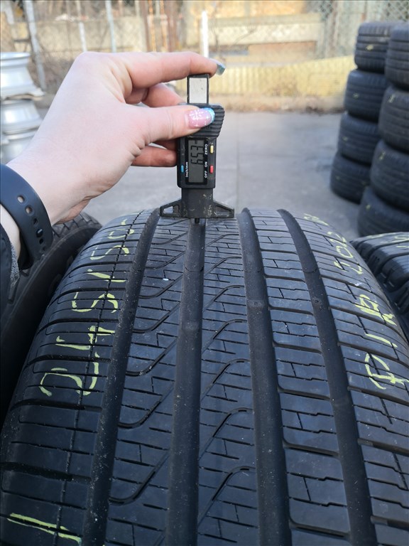 245/50 R19 Pirelli négyévszakos Defekttűrő gumi 49000ft a 2db/103/ 1. kép