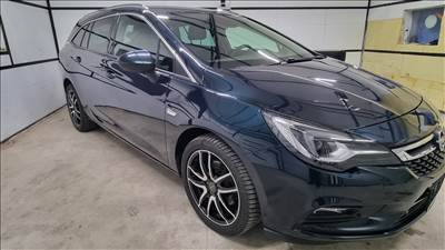 Opel Astra K kombi ajtó jobb oldali Z30V Színkód