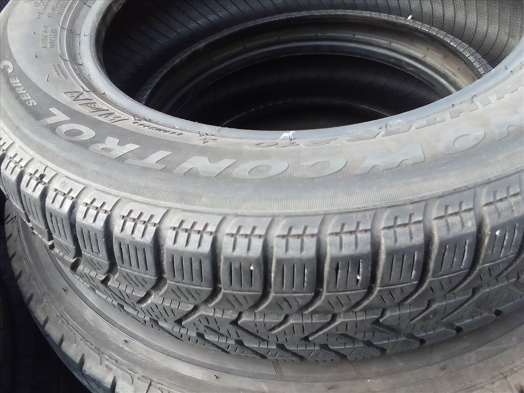  175/65R15 Pirelli téli gumi 2 db 5. kép