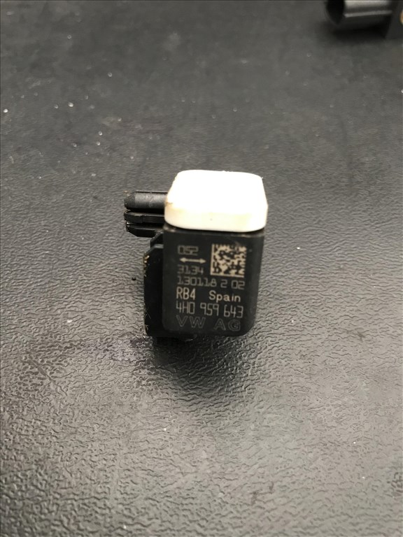 Audi A6 (C7 - 4G) ütközés érzékelő 4h0959643 2. kép