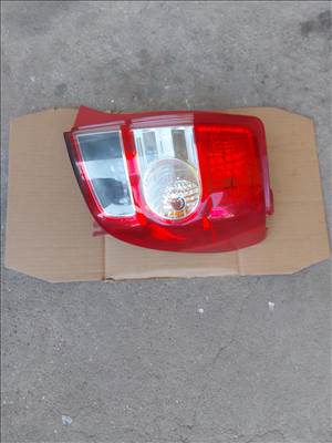 Toyota Urban Cruiser Jobb hátsó lámpa 1106 52177