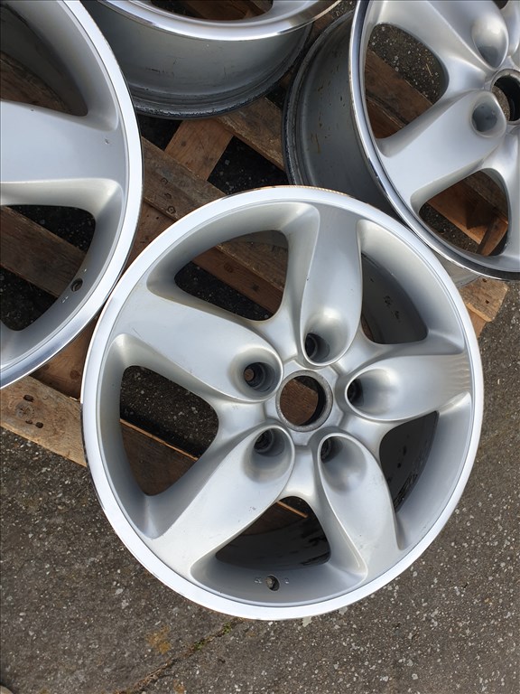 18" 5x130 Porsche Cayenne BBS 3. kép