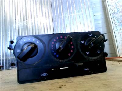 NISSAN MICRA K11 00.08-02.12 Fűtés vezérlő panel