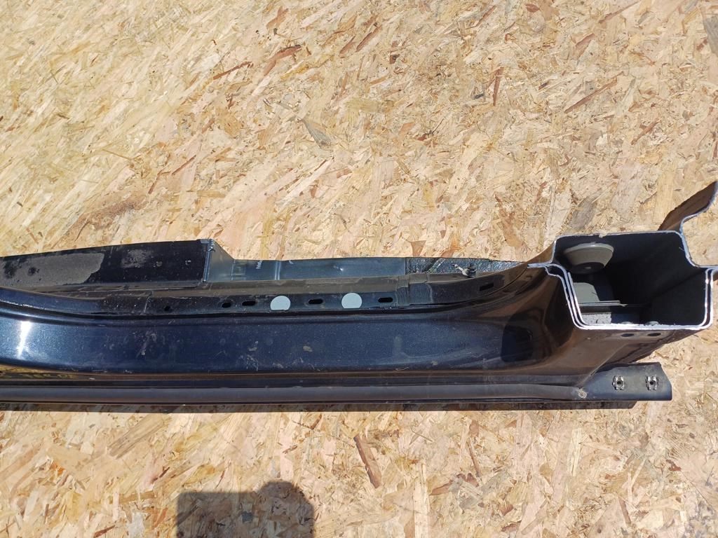 Opel Astra J (2009-2015) Jobb Küszöb 9. kép