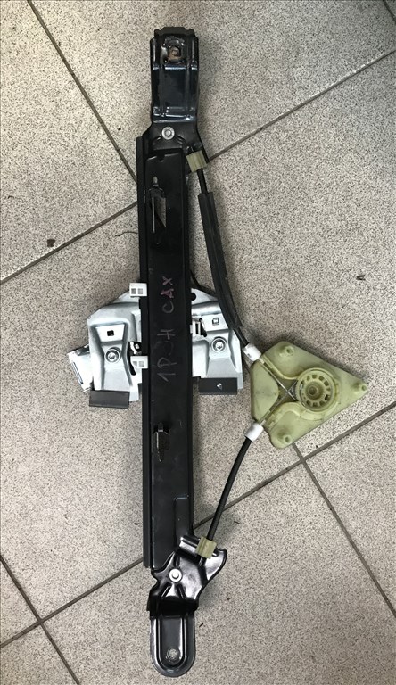 Seat León II 1P -- jobb hátsó ablakemelő szerkezet 1. kép