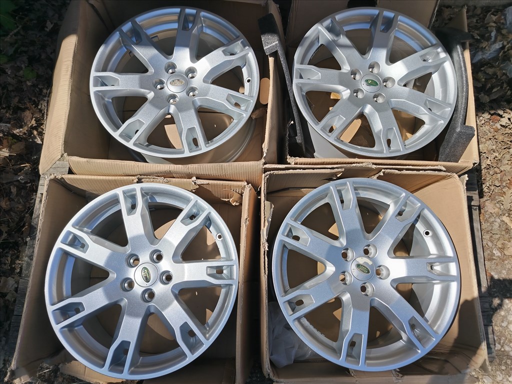 Land Rover Freelander 2/Range Rover Evoque/Discovery Sport 18" Felújított (gyári felni) alufelni 1. kép