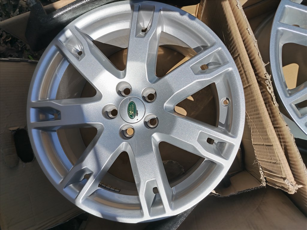 Land Rover Freelander 2/Range Rover Evoque/Discovery Sport 18" Felújított (gyári felni) alufelni 5. kép