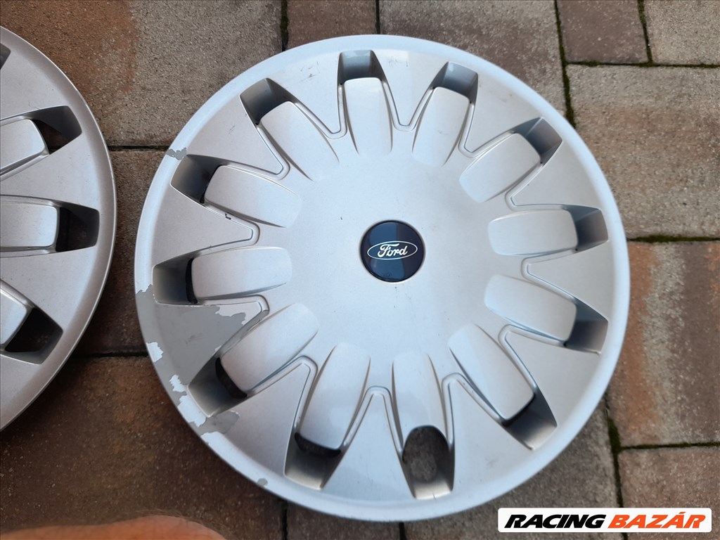 Eladó 2 db 16 colos gyári Ford dísztárcsa 3. kép