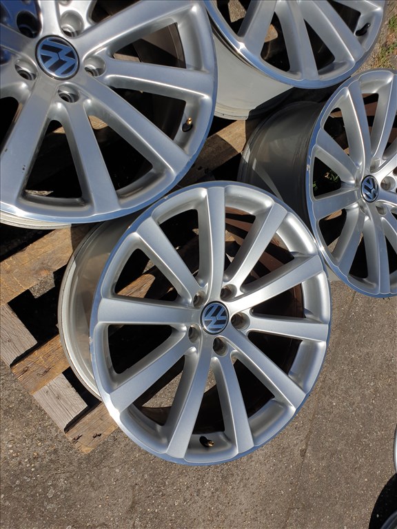 19" 5x112 VW Omanyt 3. kép