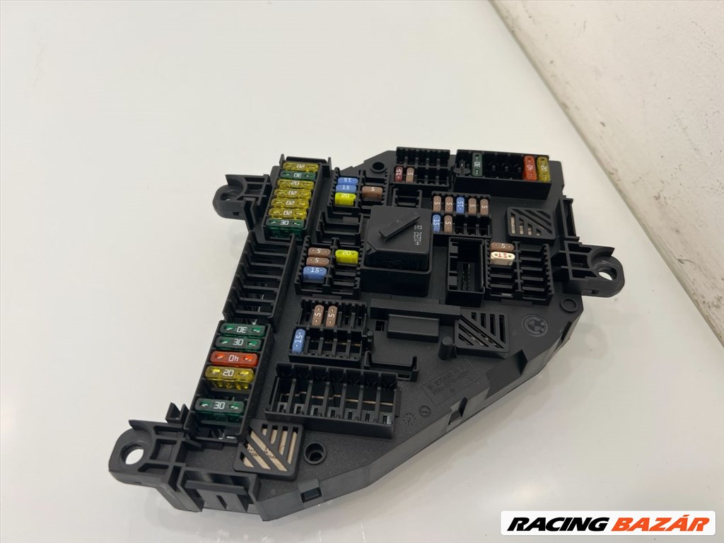 BMW X3 F25 csomagtér biztosíték tábla  9210860 61149259469 1. kép