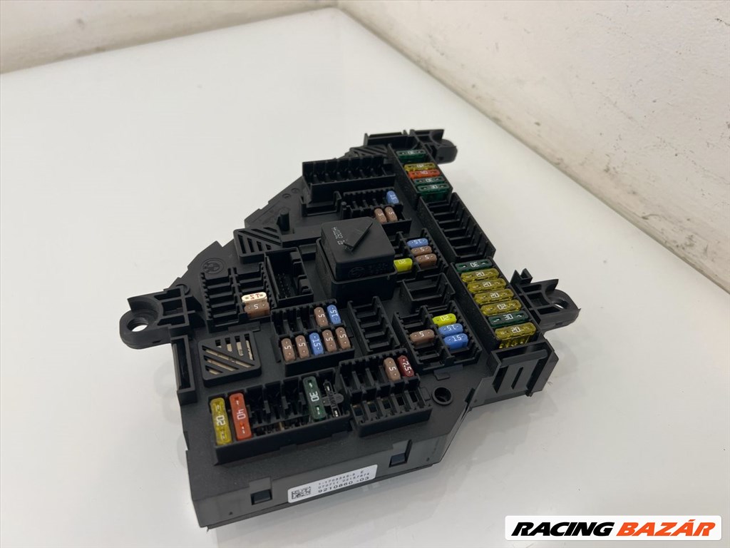 BMW X3 F25 csomagtér biztosíték tábla  9210860 61149259469 3. kép