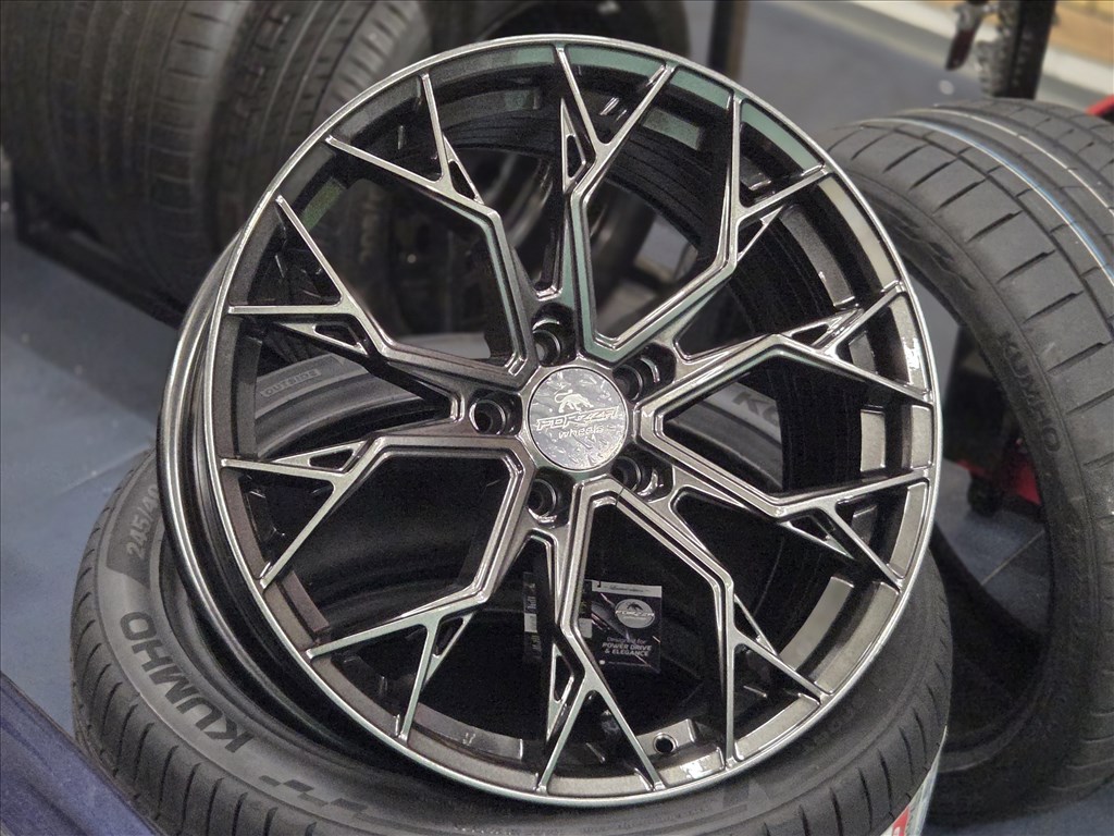 ÚJ FORZZA TITAN 8.5x19 et35 5x112 alufelni MERCEDES, BMW, AUDI RAKTÁRRÓL 1. kép