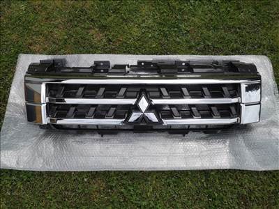 Mitsubishi Pajero IV facelift hűtőrács 