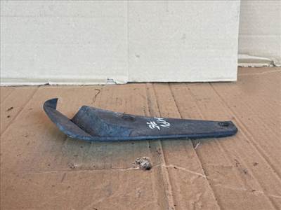 Mazda MPV (LW) MAZDA MPV Jobb első Sárvédő Gumi