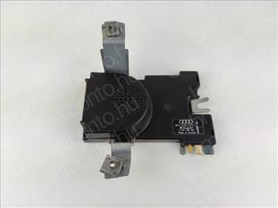 AUDI A3 Sportback (8PA) Antenna erősítő (8P4035225)