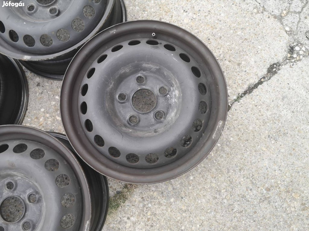 5x120 lyukosztású 16" VW T5 T6 Amarok újszerű lemezfelni 2. kép