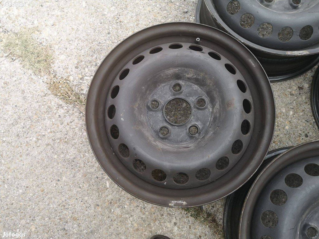  5x120 lyukosztású 16" VW T5 T6 Amarok újszerű lemezfelni 7. kép