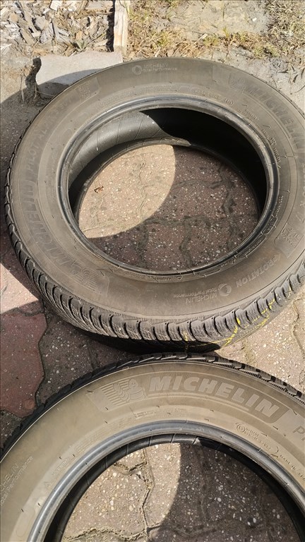  225/6517" SUV használt Michelin téli gumi 2019-es 3. kép