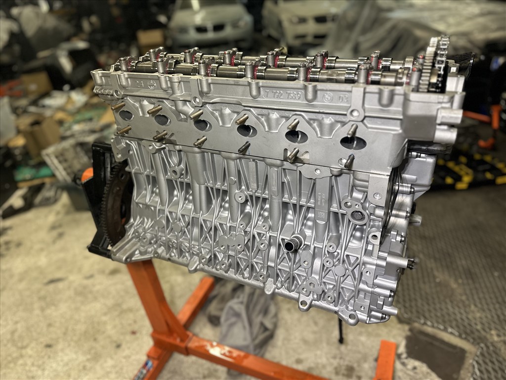BMW 335, BMW 535, BMW X6 306D5 motor  3. kép