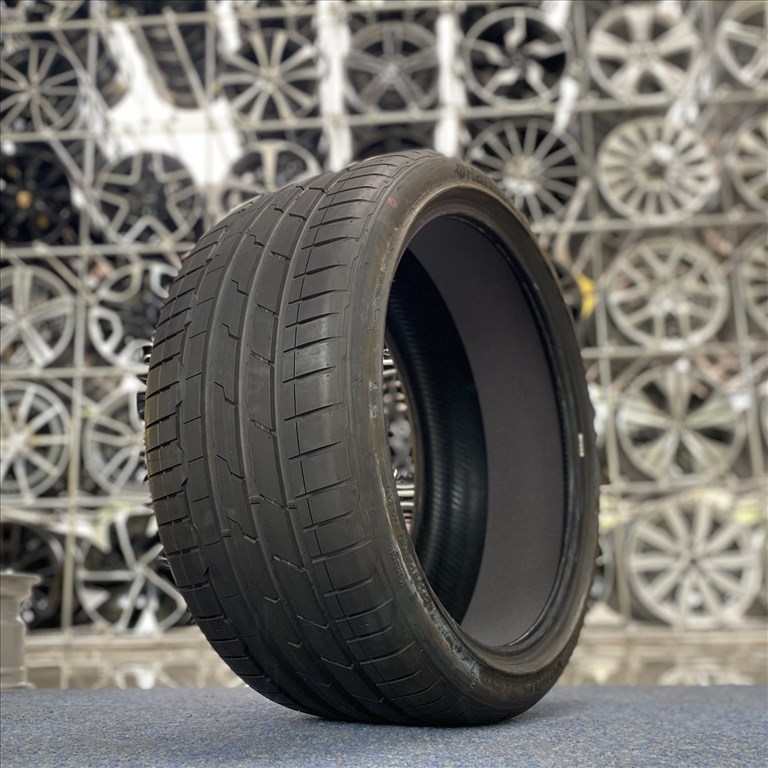Hankook 275/35 R21 új nyári gumi, 4 darab 1. kép