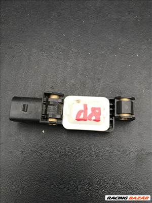 Audi A4 (B8 - 8K) ütközés érzékelő 4b0959643e