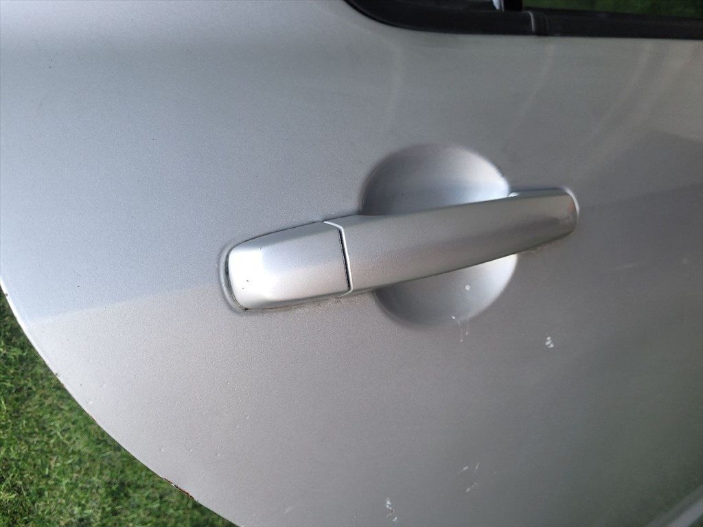 SUZUKI SWIFT III Jobb első Ajtó (Részeivel) E2043R00351 43r001583 9. kép