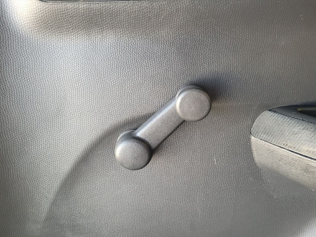 SUZUKI SWIFT III Jobb első Ajtó (Részeivel) E2043R00351 43r001583 14. kép