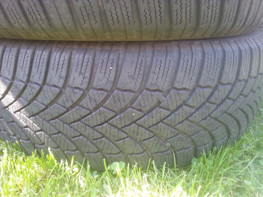  205/60R16 Bridgestone Blizzak LM005 téli gumi garnitúra 2021-es 4. kép