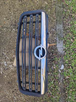 Opel Movano B hűtő díszrács  623109857r