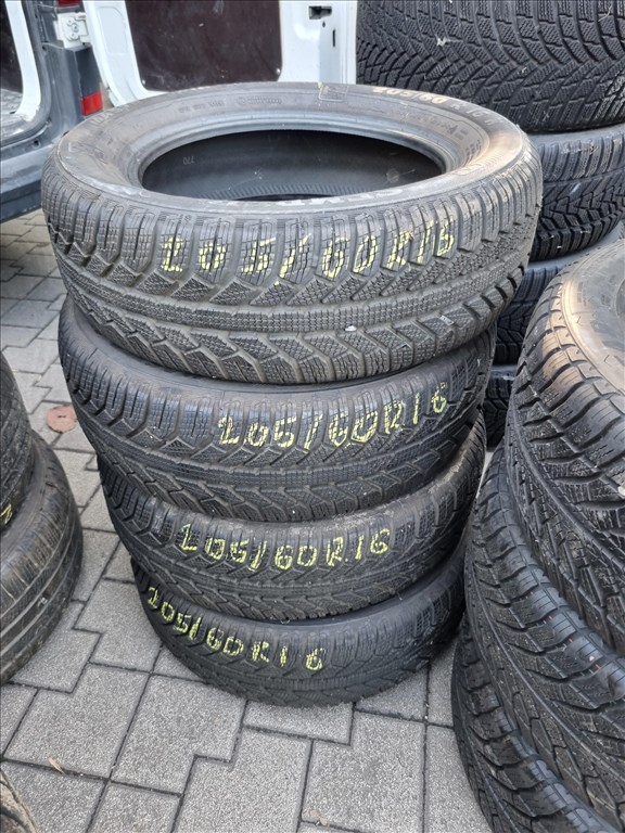  205/6016" újszerű Semperit Master-grip 2 téli gumi 4db  3. kép