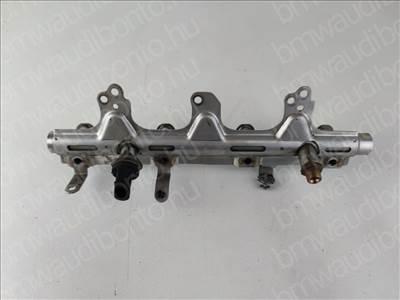 AUDI A4 B8 (8K2)  2.0 TFSI Üzemanyag-befecskendező porlasztó sor / híd (06J133317M)