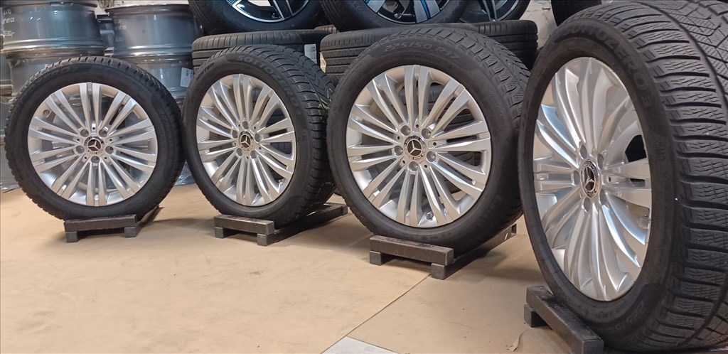Mercedes W206 C klasse 5x112 7x17 225/50 R17 téli gumikkal 4db 8. kép