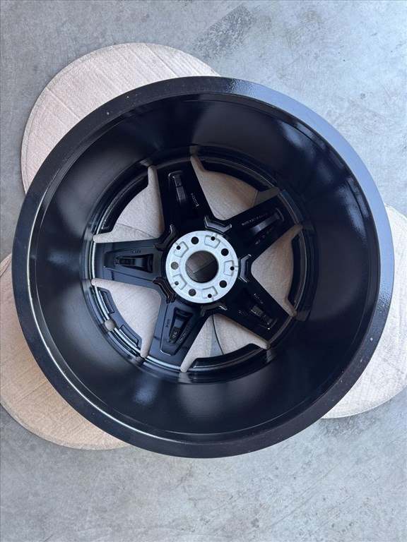 R21 Original Mercedes 11J ET49 - A1674014401 A167 401 4401 1db felni alufelni 7. kép