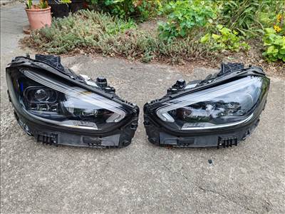 R0302 A2069067903 Új Mercedes W206 C CLass DIGITAL Baloldali ELső Lámpa 