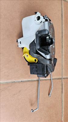 Opel Mokka Bal első ajtózár HK 13579522