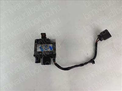 AUDI A4 B7 (8EC) Hűtőventilátor vezérlő modul (8E0959501P)