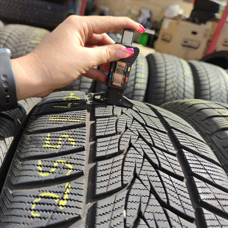  255/40 R20 Imperial téli gumi 99000ft a 4db/65/ 4. kép