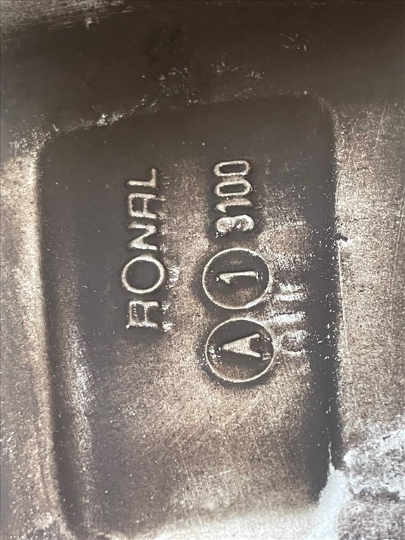  Opel Astra J 18" RONAL 5x115 lyukosztású Gyári Könnyűfém felni grt. 235/45 újszerű Barum nyári gumi 11. kép