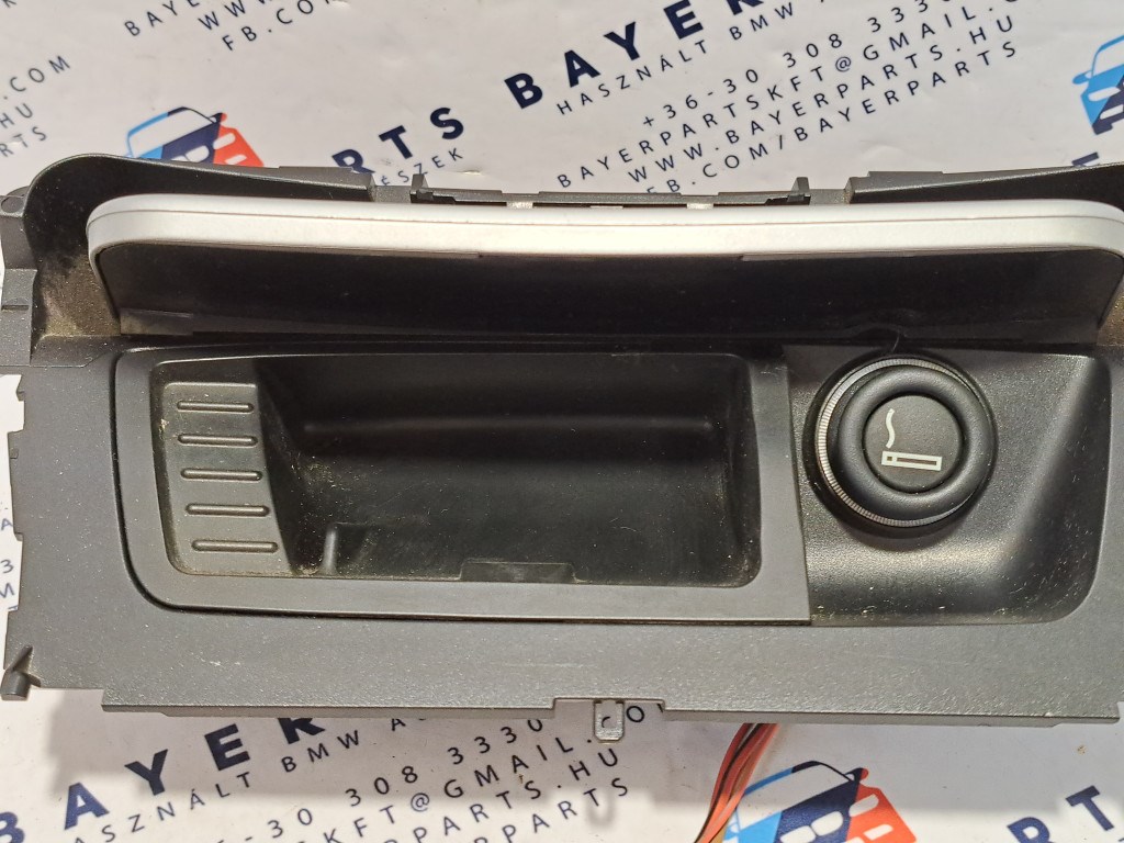 BMW E90 E91 E92 E93 E81 E82 E87 E88 középkonzol váltókeret tároló 5. kép