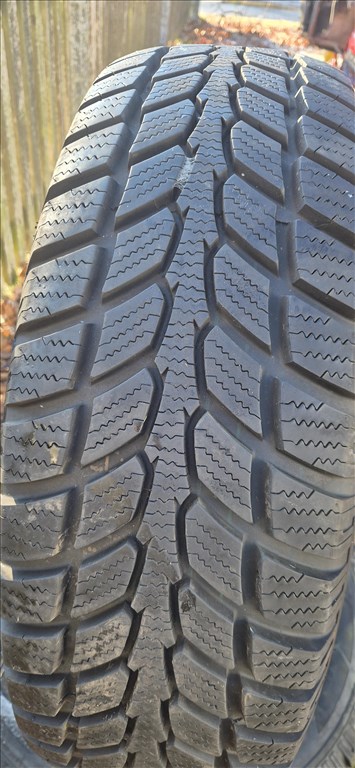  5x120 lyukosztású 16" használt (gyári felni) alufelni, rajta 245/70 használt GTradial téli gumi  10. kép