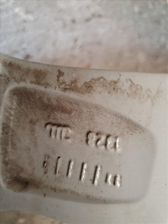  5x120 lyukosztású 18" újszerű RONAL alufelni, rajta 235/50 újszerű Wanli nyári gumi gumi  6. kép