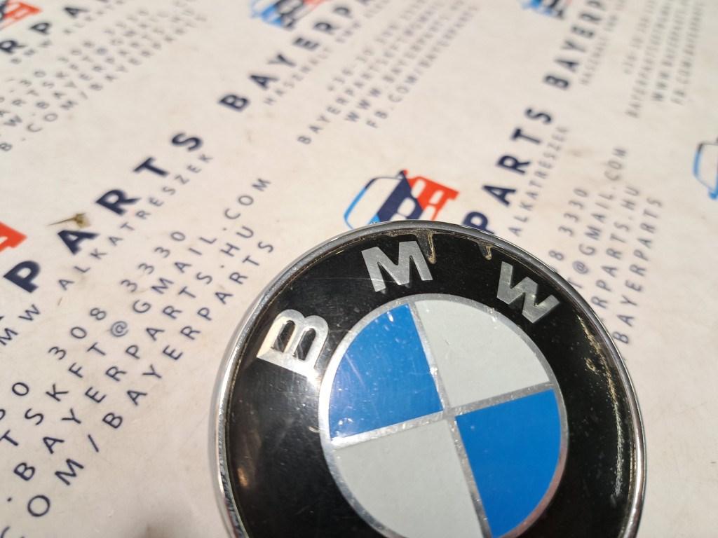 Bmw E46 E90 F30 stb. 74mm bontott hátsó embléma 2. kép