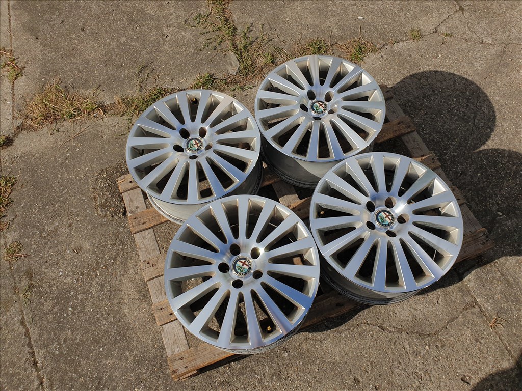 17" 5x110 Alfa Romeo 1. kép