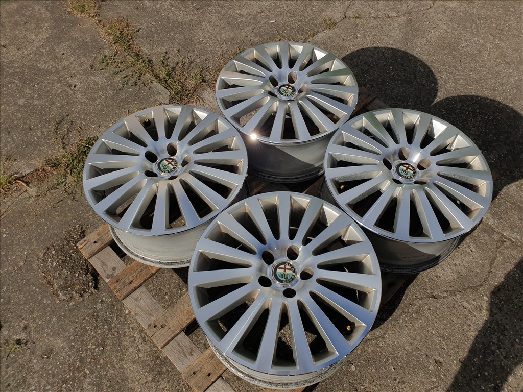 17" 5x110 Alfa Romeo 5. kép