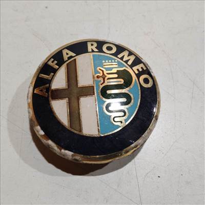 201995 Alfa Romeo 145,146, 147,156,166,Gt alufelni közép kupak a képen látható állapotban 60652886