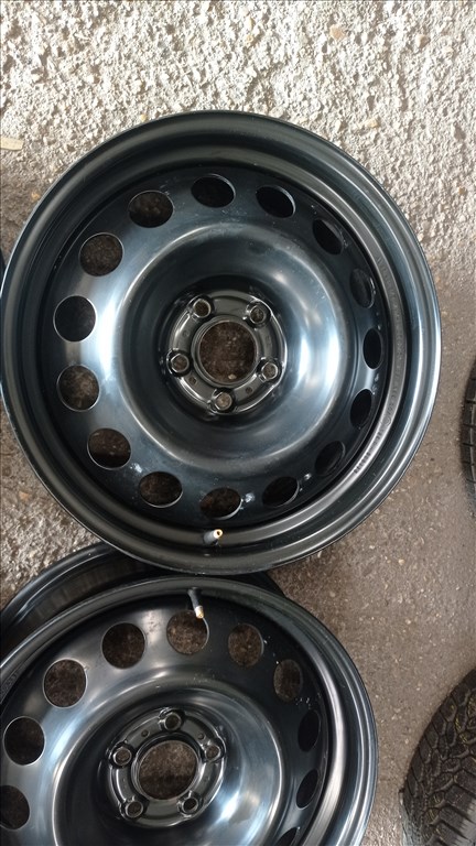  5x108 lyukosztású 7JJ 17" használt (gyári felni) lemezfelni 4. kép