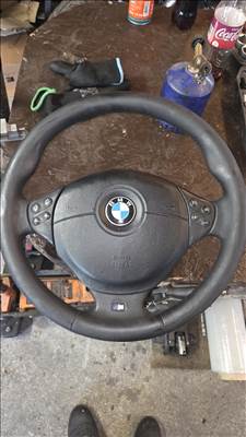 BMW 5-ös sorozat E39 bmw e39 m es kormany