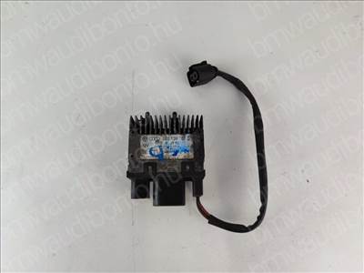 AUDI A4 B7 (8EC) Hűtőventilátor vezérlő modul (8E0959501Q)