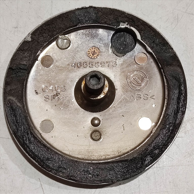 205753 Alfa Romeo MiTo 2008-2013, Alfa 147 2000-2005 első embléma 46558973 2. kép