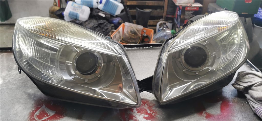 Skoda Praktik Projektoros első lámpa 1. kép